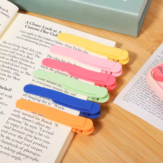 Auto-Flip Silicone Bookmark